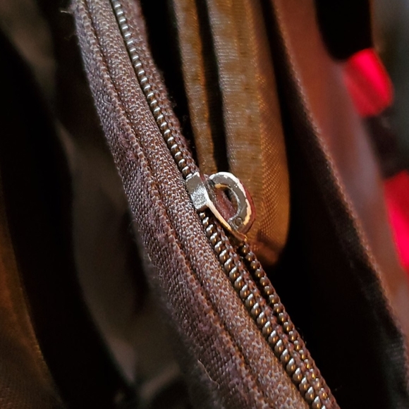 XL skip hop diaper bag - Picture 7 of 7